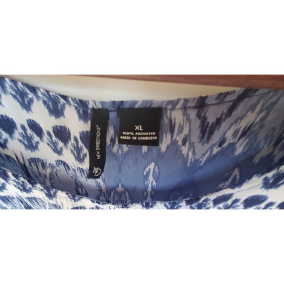 New Directions Women’s Shirt XL Blue White Cold Shoulder Blouse Top Boho Dressy - Picture 10 of 11